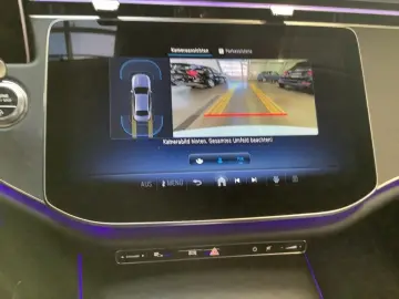 MERCEDES-BENZ E 200 4M Avantgarde