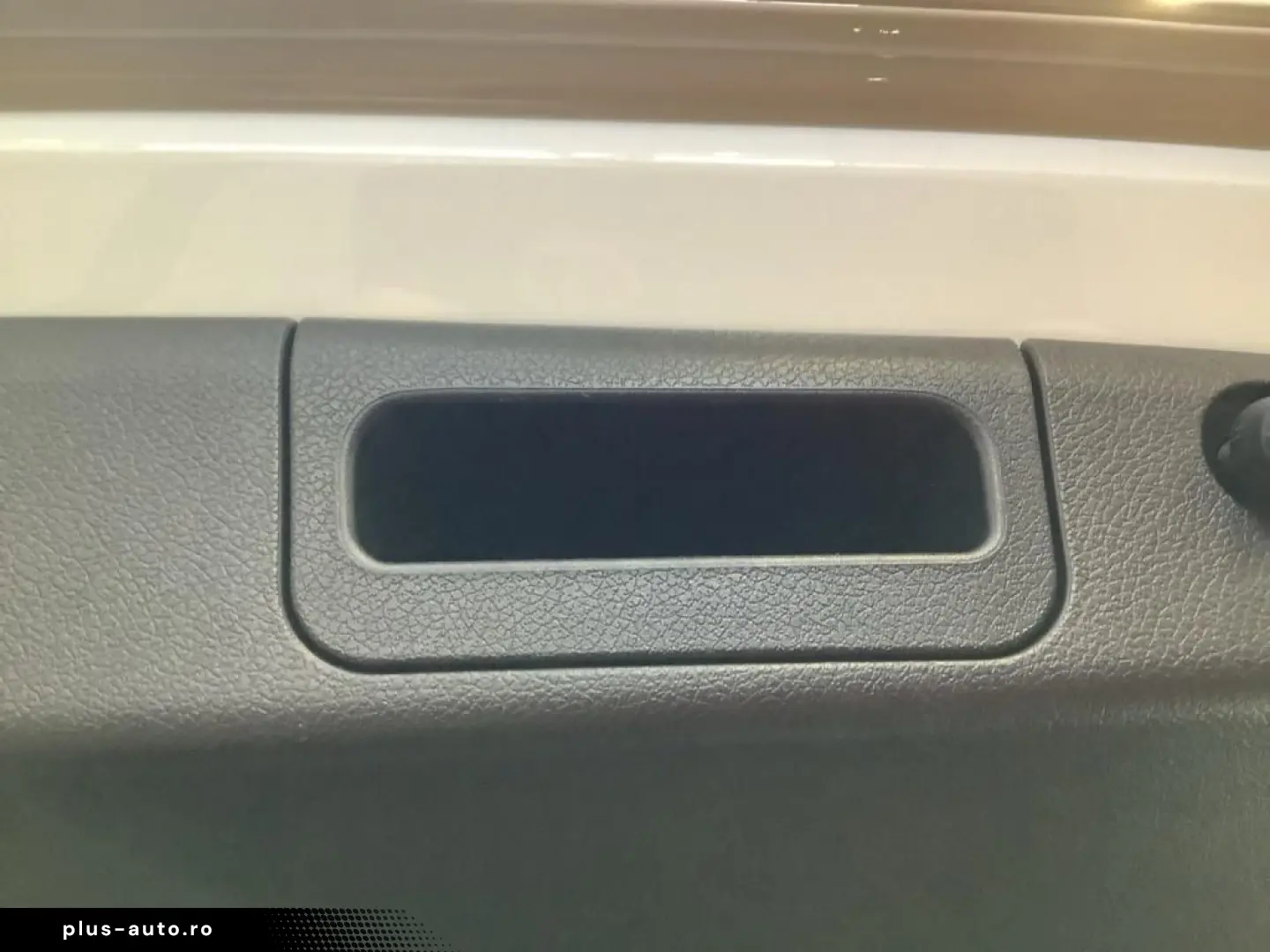 MERCEDES-BENZ E 200 4M Avantgarde