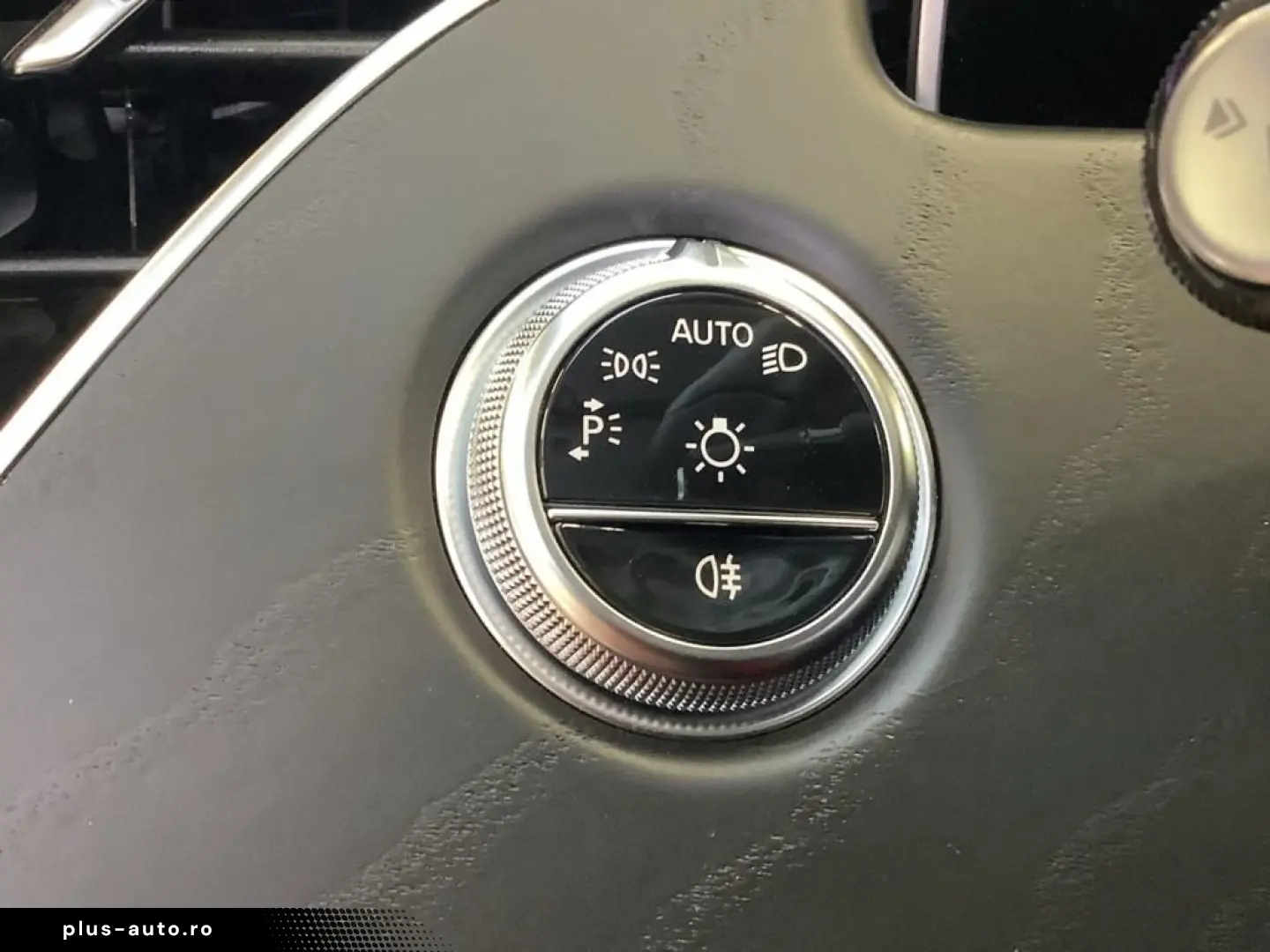 MERCEDES-BENZ E 200 4M Avantgarde