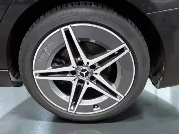 Mercedes-Benz C 220 d Limo AMG LINE SHD LED AHK