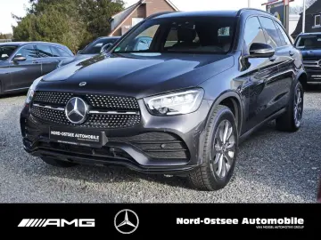 MERCEDES-BENZ GLC 300 de 4M AMG PANORAMA AHK DISTRONIC