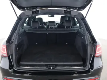 MERCEDES-BENZ GLC 300 de 4M AMG Pano LED Kamera CarPlay