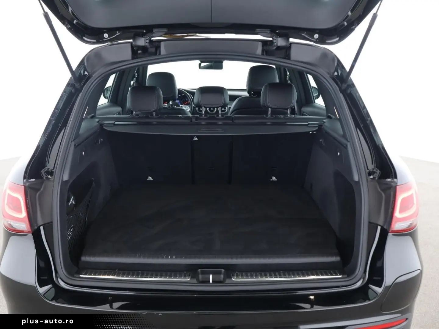 MERCEDES-BENZ GLC 300 de 4M AMG Pano LED Kamera CarPlay