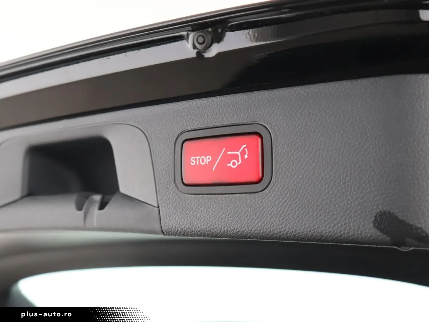 MERCEDES-BENZ GLC 300 de 4M AMG Pano LED Kamera CarPlay