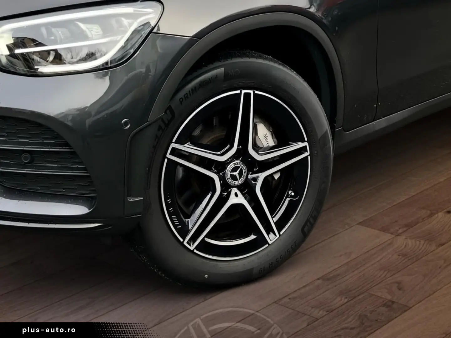 MERCEDES-BENZ GLC 300 de 4M AMG AHK Pano Night AdvSound LED