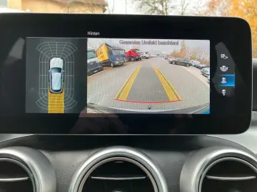 MERCEDES-BENZ GLC 300 de 4M AMG AHK Pano Night AdvSound LED