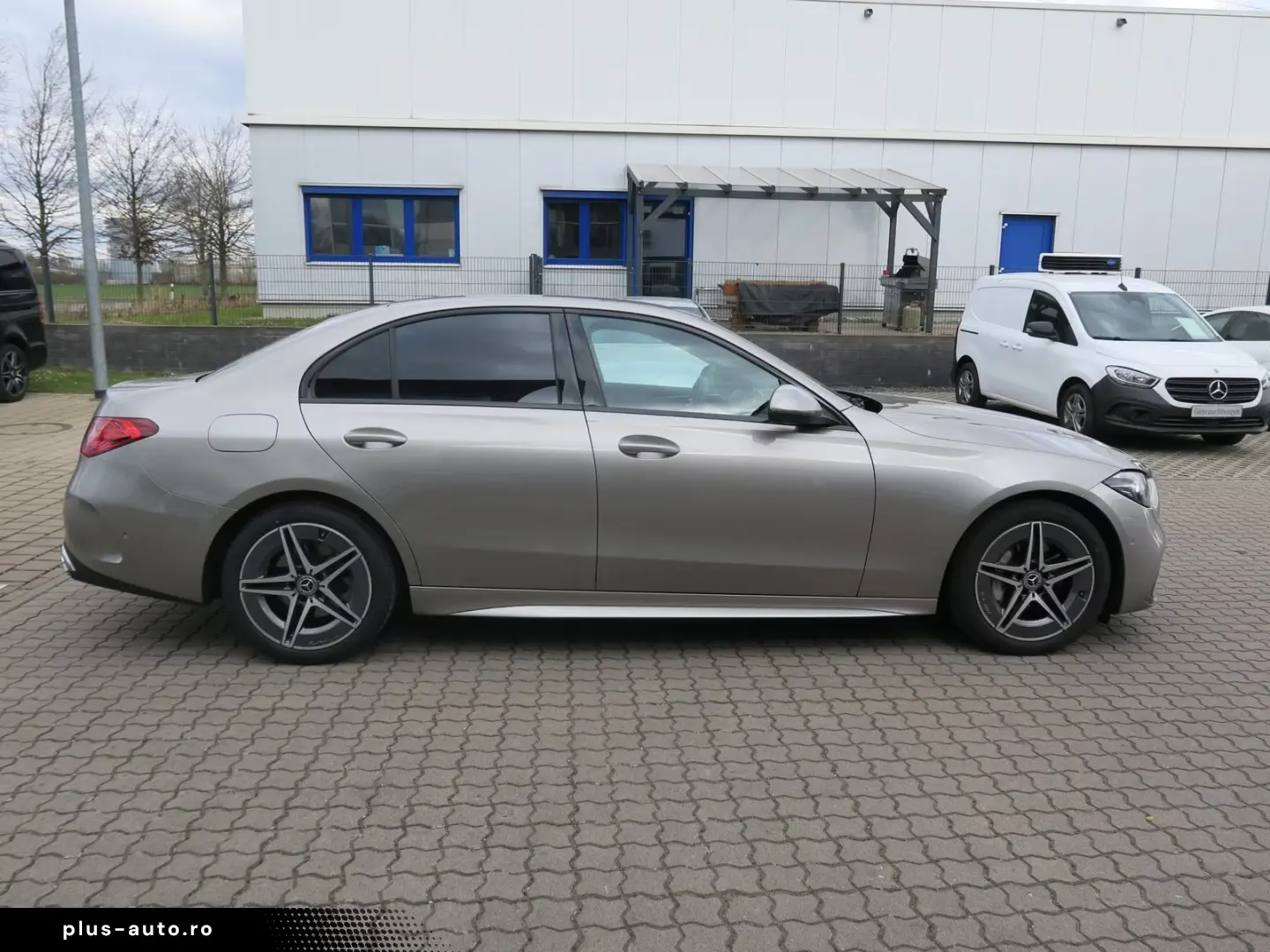 Mercedes-Benz C 180 AMG Line Navi Prem. AHK 360