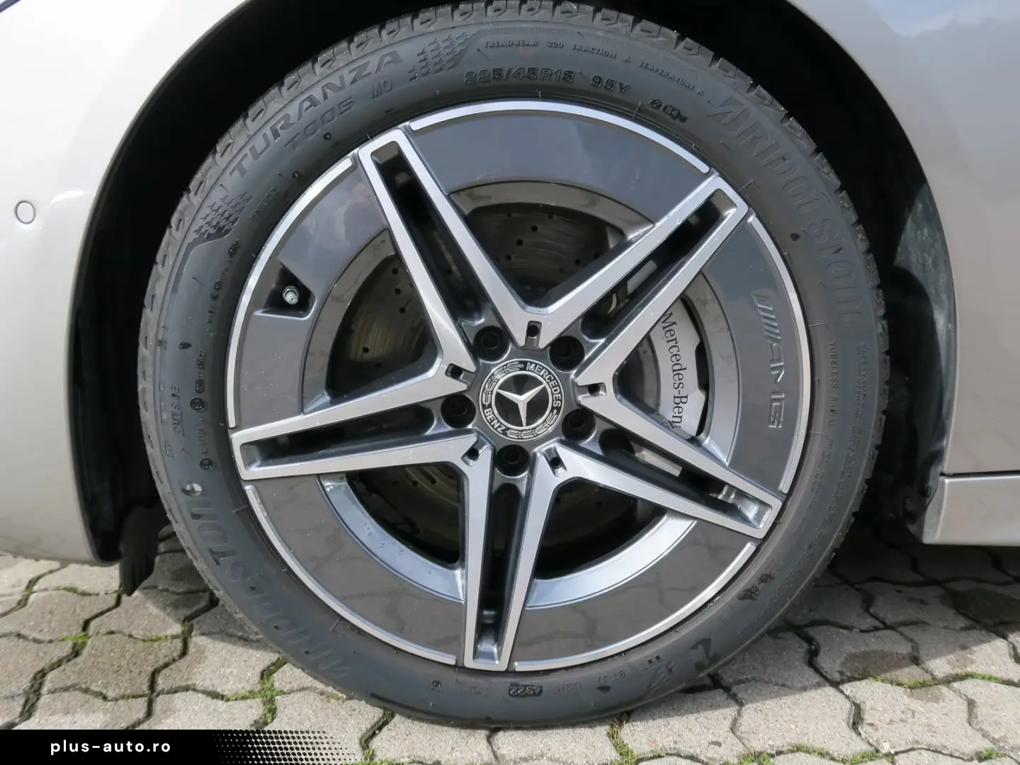 Mercedes-Benz C 180 AMG Line Navi Prem. AHK 360