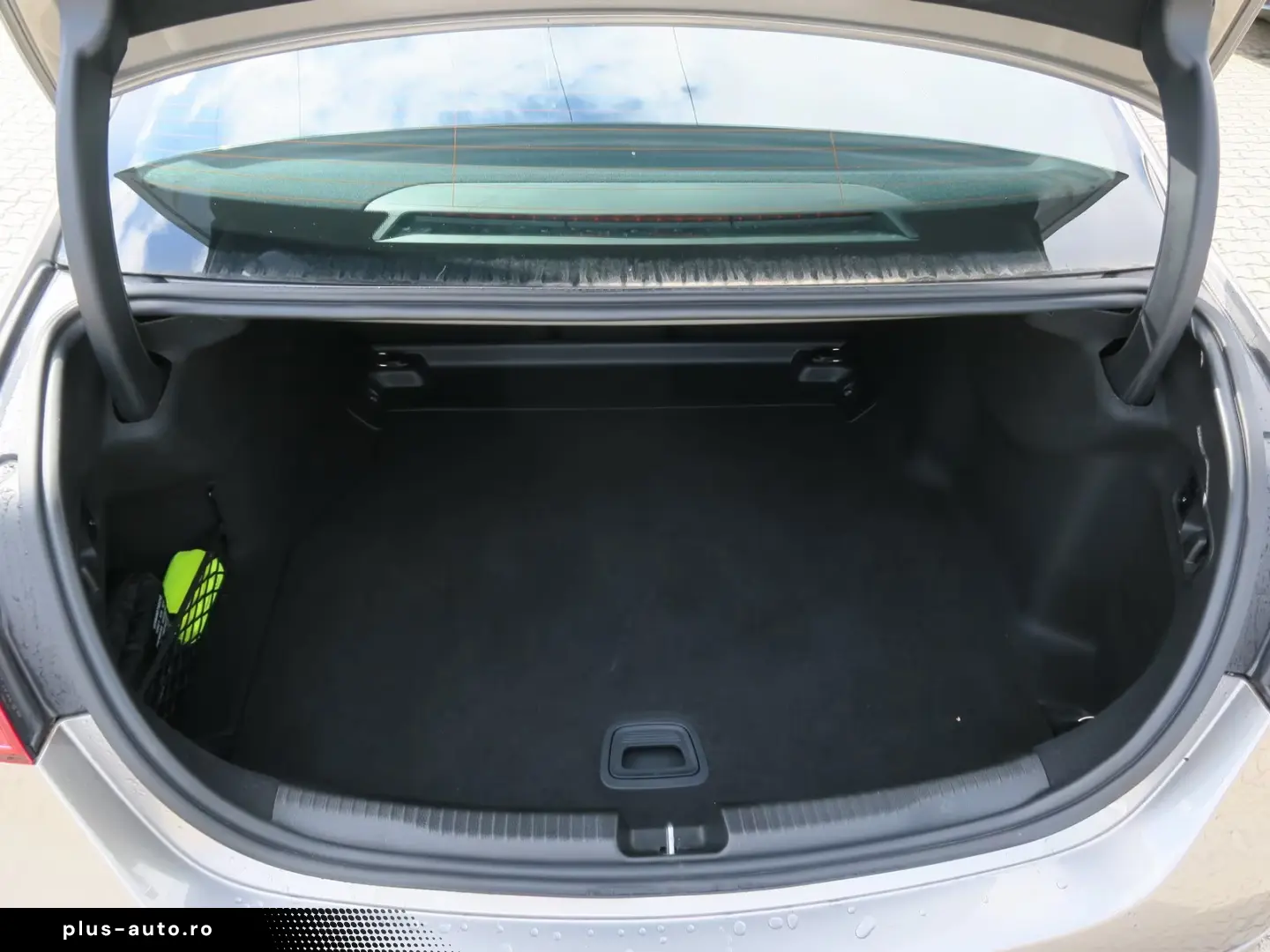 Mercedes-Benz C 180 AMG Line Navi Prem. AHK 360