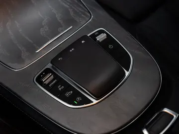 MERCEDES-BENZ CLS 450 4Matic AMG-LINE