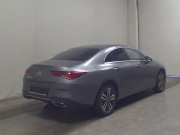 MERCEDES-BENZ CLA 250 e