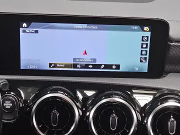 MERCEDES-BENZ CLA 250 e