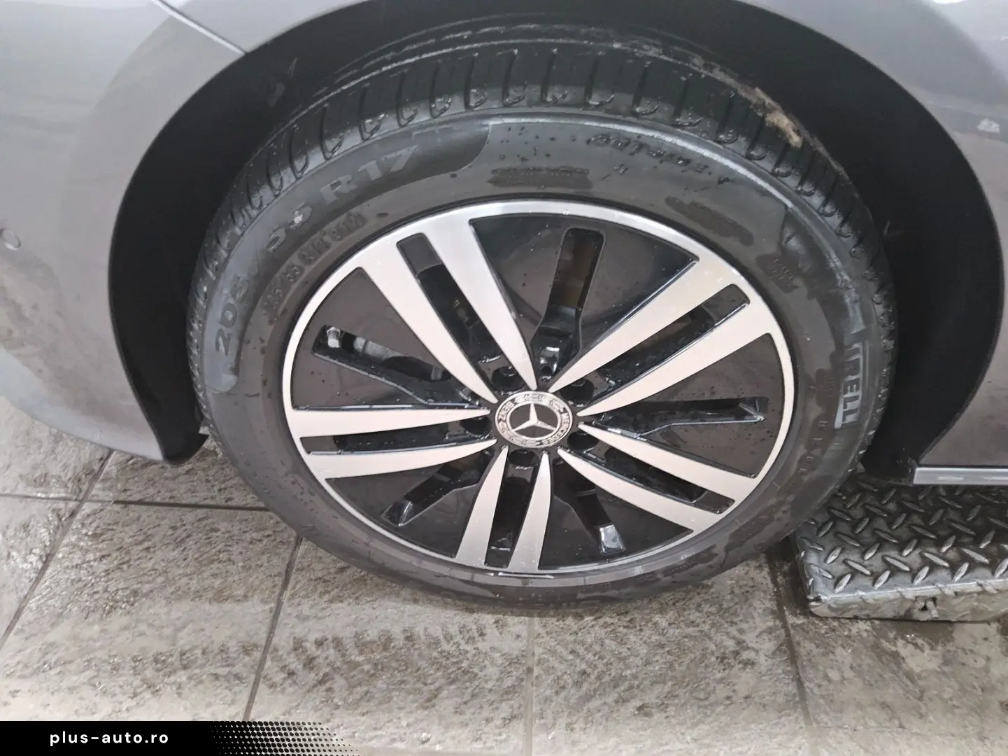 MERCEDES-BENZ CLA 250 e