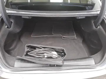 MERCEDES-BENZ CLA 250 e