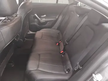 MERCEDES-BENZ CLA 250 e