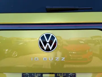 VW ID.Buzz Pro