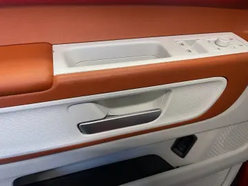 VW ID.Buzz Bus W Pro IQLight