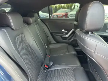 Mercedes-Benz A 180d