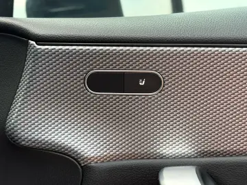 Mercedes-Benz A 180d