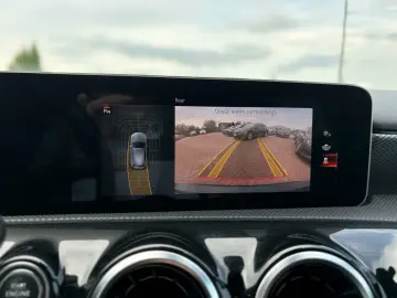 Mercedes-Benz A 180d