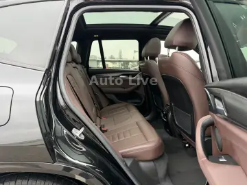 BMW X3 xDrive 20d AUT M PAKET VIR LASER PANO AHK VOL