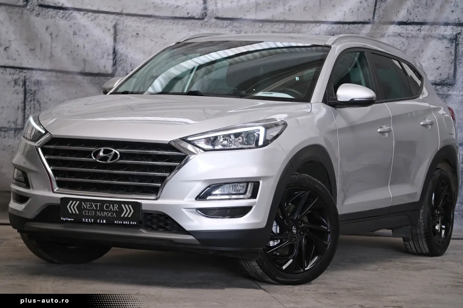Hyundai Tucson blue 1.6