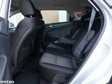 Hyundai Tucson blue 1.6