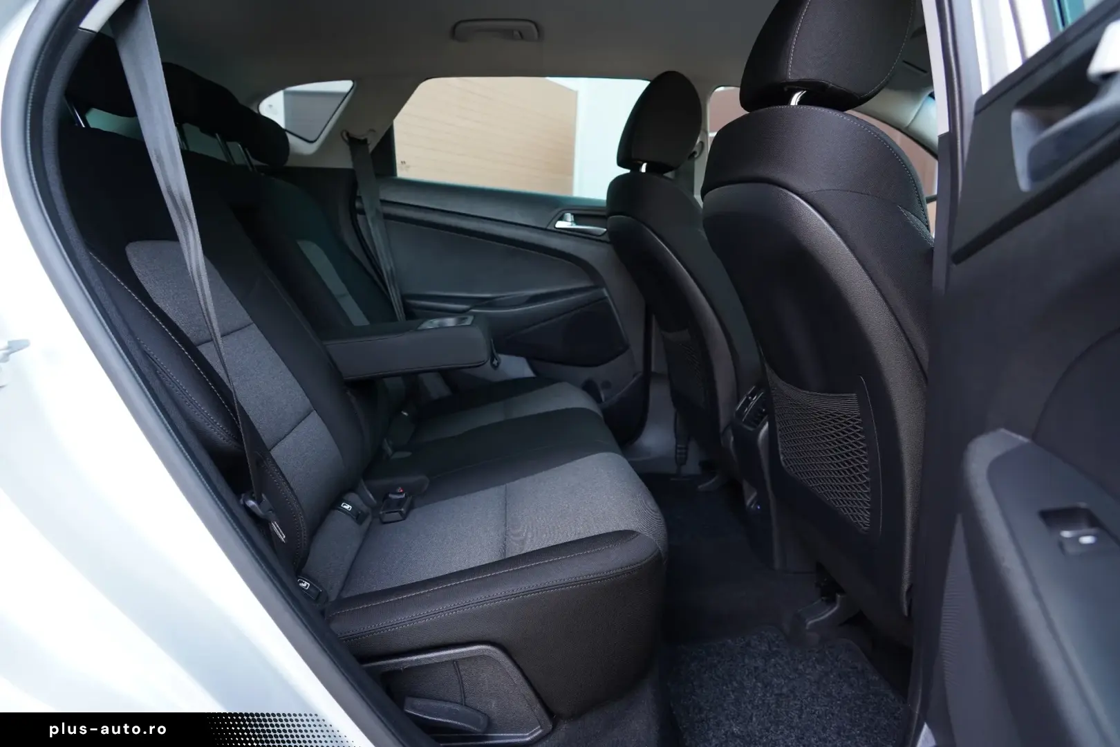 Hyundai Tucson blue 1.6