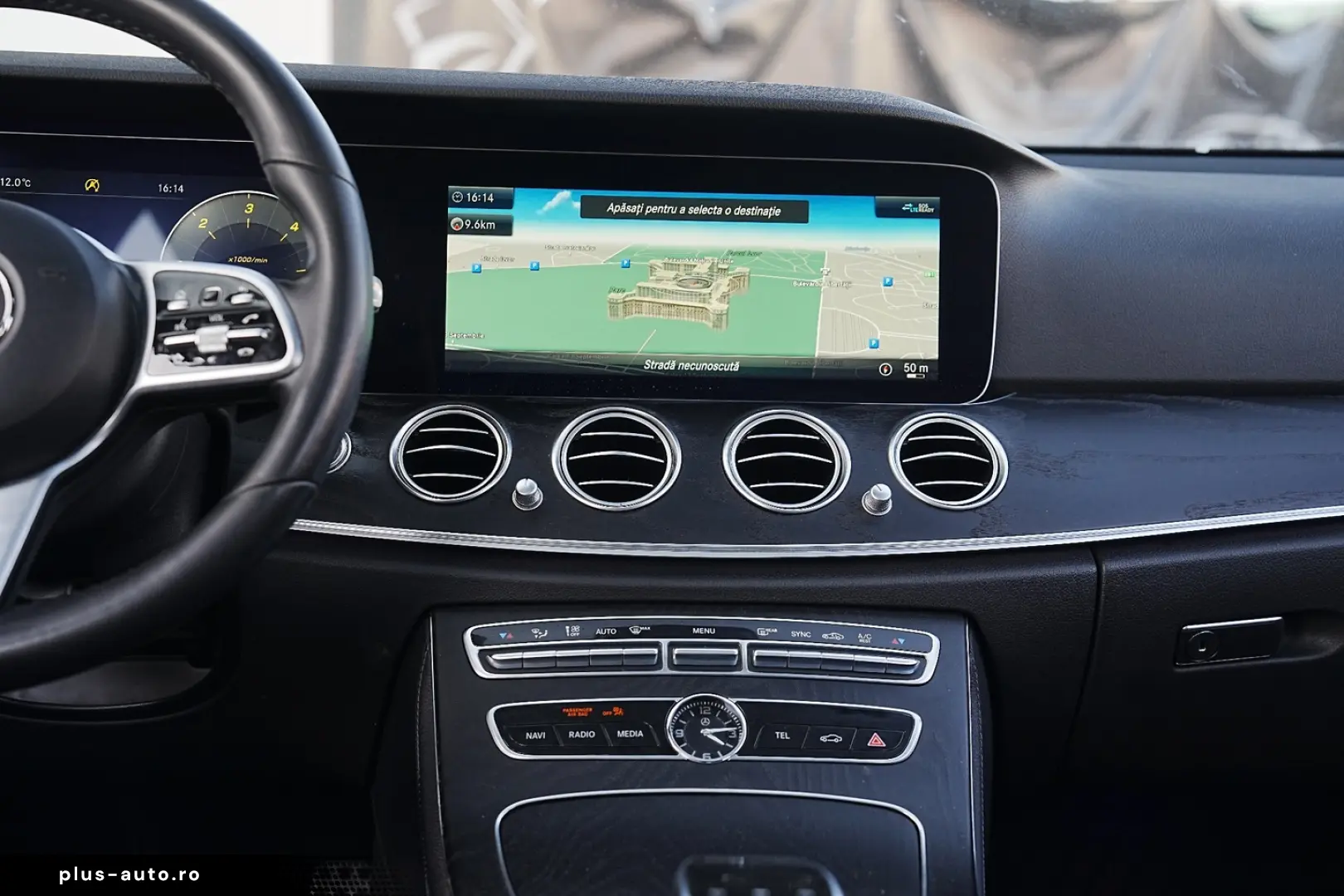 Mercedes-Benz E 220 d 9G-TRONIC AMG Line