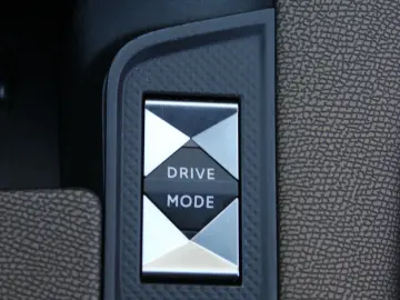 Citroën DS7 Crossback BlueHDI 180 Aut