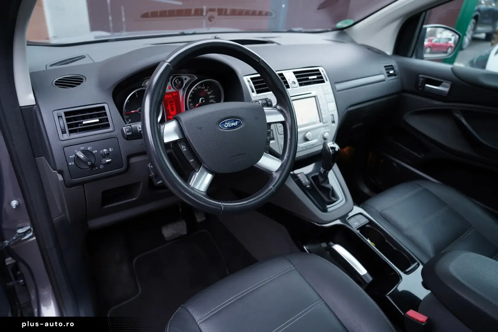 Ford Kuga 2.0 TDCi 4WD Powershift Titanium