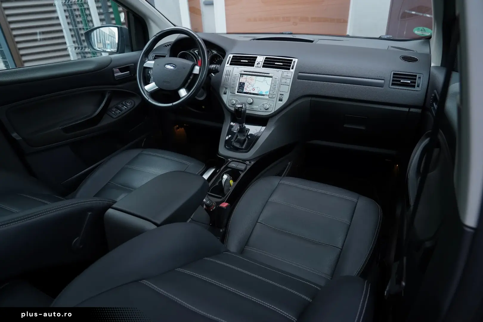 Ford Kuga 2.0 TDCi 4WD Powershift Titanium