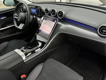 Mercedes-Benz C 180 AMG-Adv. Night SHD Kamera Spur