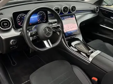 Mercedes-Benz C 180 AMG-Adv. Night SHD Kamera Spur