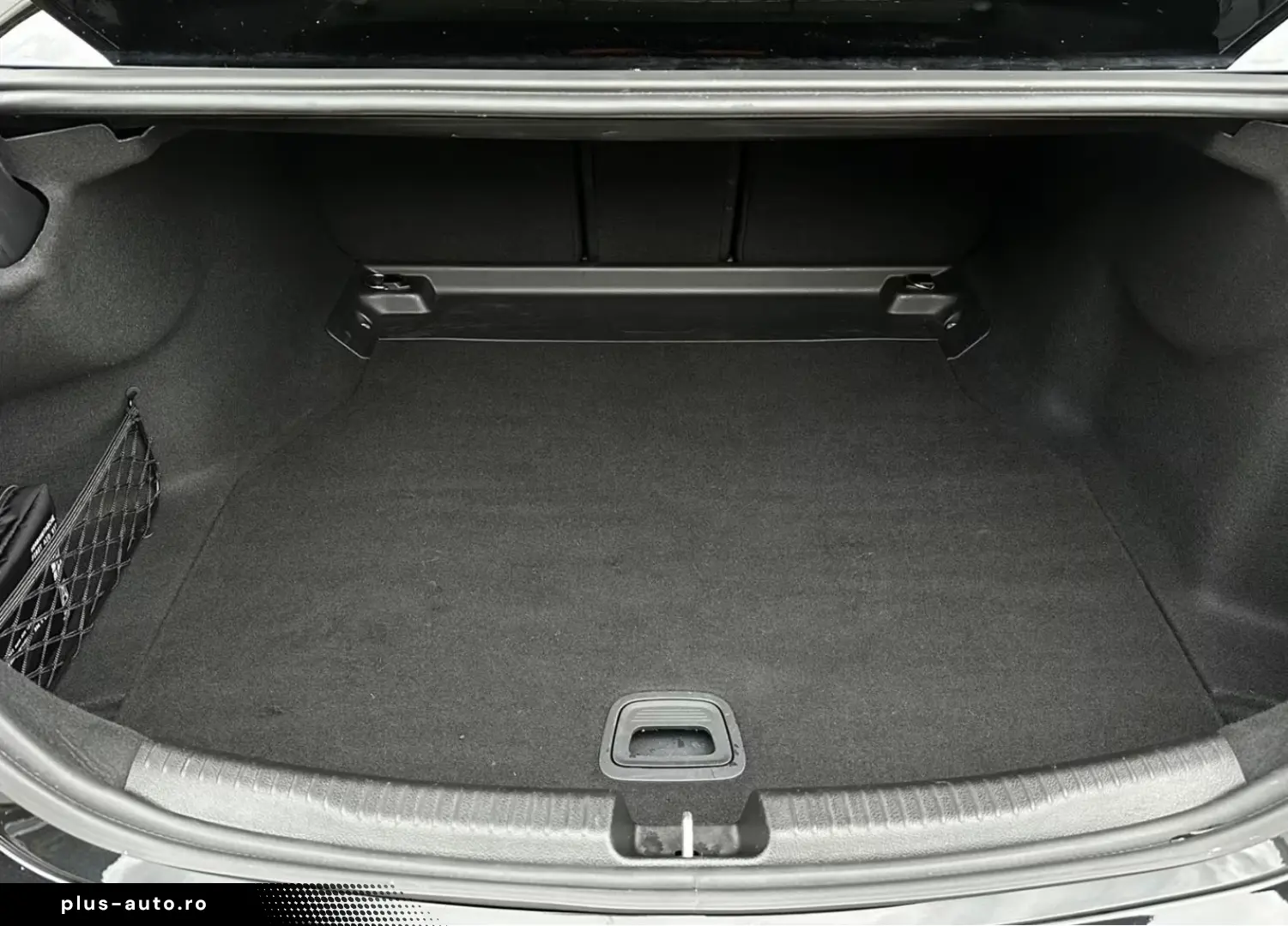 Mercedes-Benz C 180 AMG-Adv. Night SHD Kamera Spur