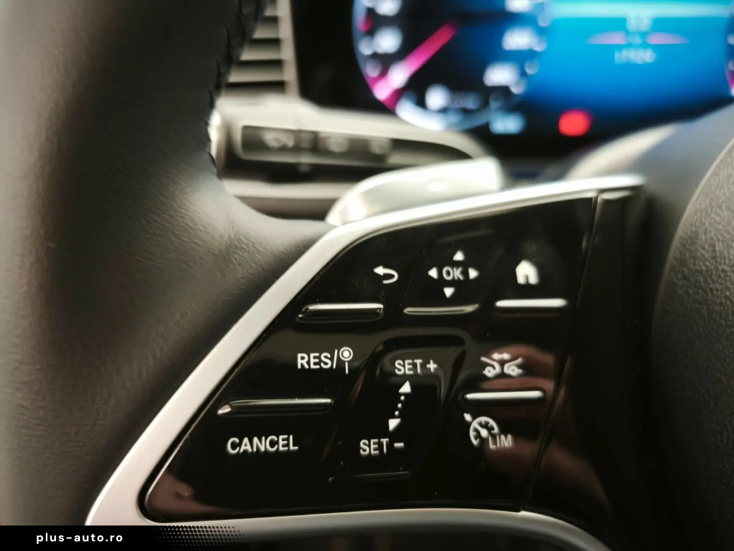 MERCEDES-BENZ GLE 450 4M AMG Premium  Airmatic Pano Night 22