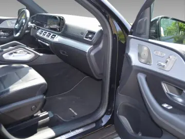 MERCEDES-BENZ d 4M Coupé AMG NIGHT MEMORY DISTRONIC 360  HUD