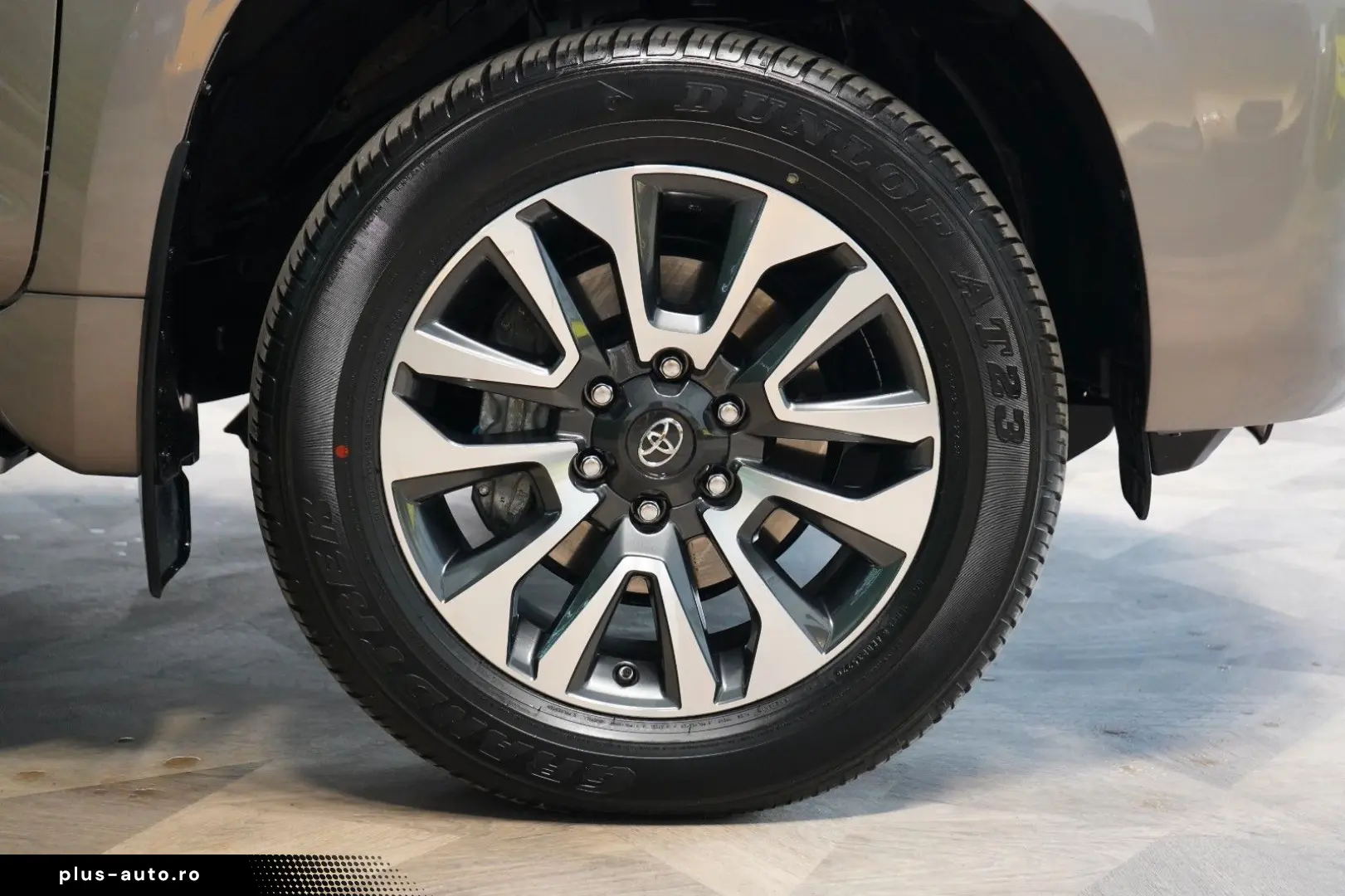 TOYOTA LAND CRUISER 2.8D-4D 4WD