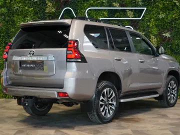 TOYOTA LAND CRUISER 2.8D-4D 4WD