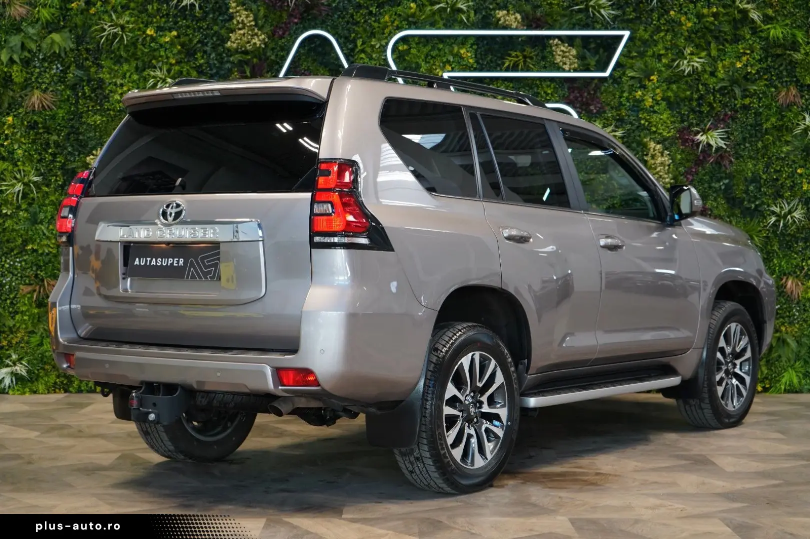 TOYOTA LAND CRUISER 2.8D-4D 4WD