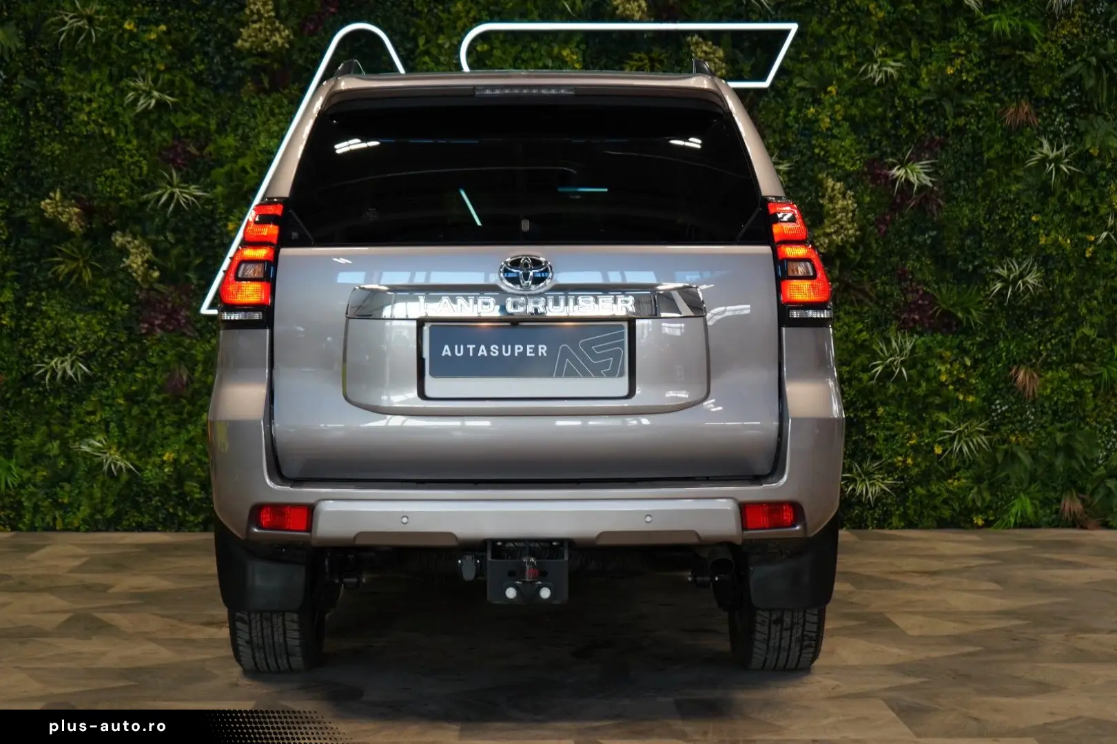 TOYOTA LAND CRUISER 2.8D-4D 4WD