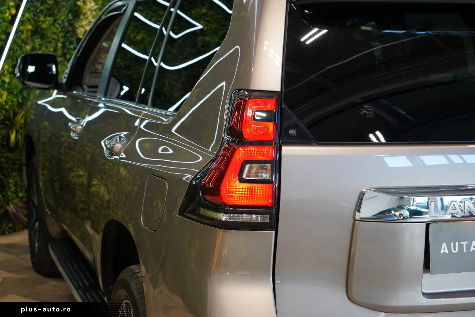 TOYOTA LAND CRUISER 2.8D-4D 4WD