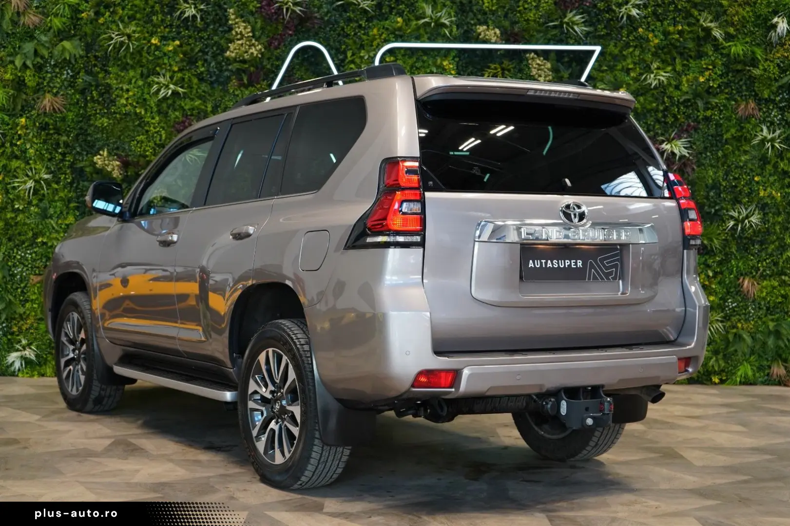 TOYOTA LAND CRUISER 2.8D-4D 4WD