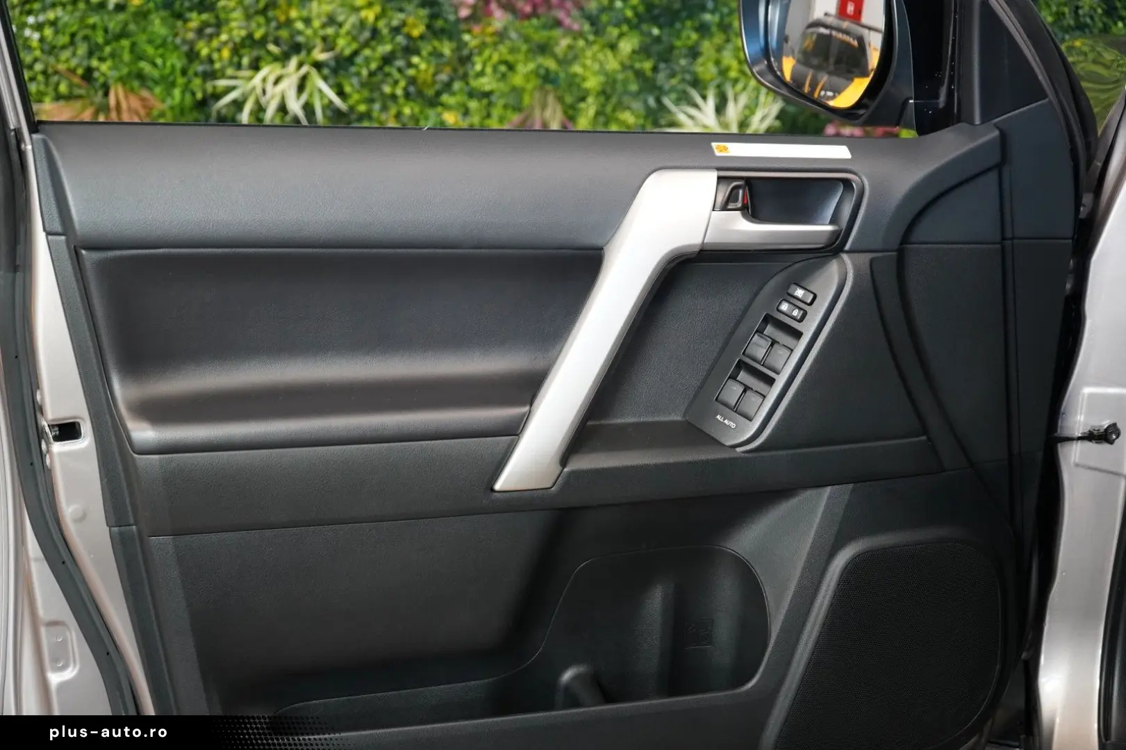 TOYOTA LAND CRUISER 2.8D-4D 4WD