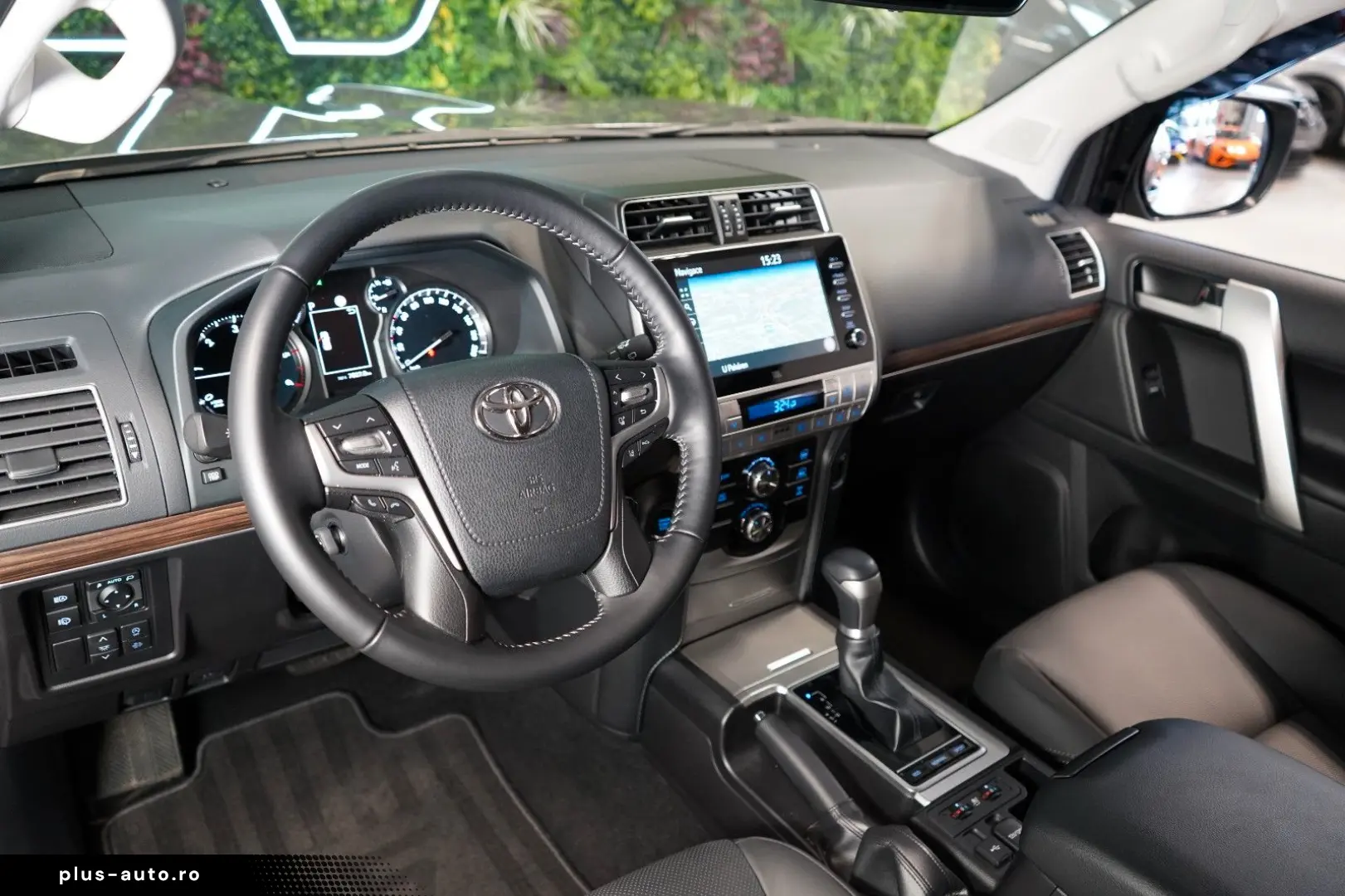 TOYOTA LAND CRUISER 2.8D-4D 4WD