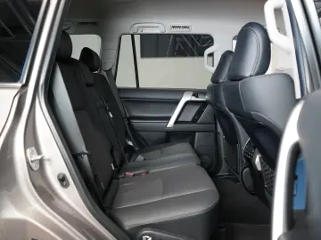 TOYOTA LAND CRUISER 2.8D-4D 4WD