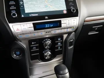 TOYOTA LAND CRUISER 2.8D-4D 4WD