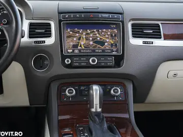 Volkswagen Touareg 3.0 V6 TDI SCR Blue Motion DPF Automatik