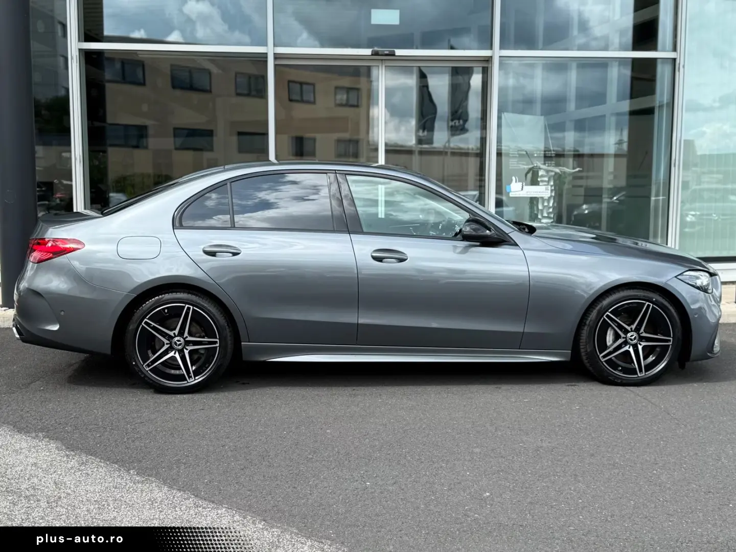 Mercedes-Benz C 180 AMG NIGHT LED NAVI KAMERA