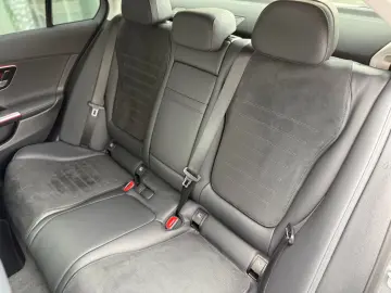 Mercedes-Benz C 180 AMG NIGHT LED NAVI KAMERA